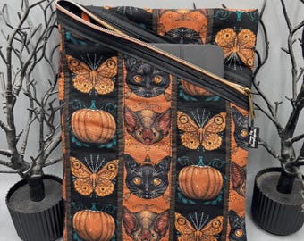 Vintage Halloween Tablet Sleeve: Quilted Book Pouch, Spooky Cats & Bats