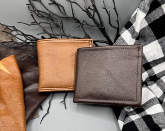 Cartera plegable de piel: ranura para tarjetas, compartimento para billetes, hecha a mano, piel flexible, unisex.