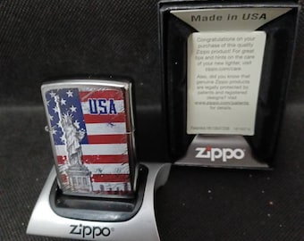 ZIPPO  Statue of Liberty with American Flag  New