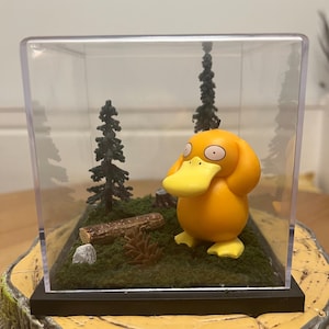 Psyduck Terrarium Diorama Plastic Display Box