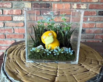 Psyduck Pokémon Water Type Forest Scene Floral Terrarium Diorama in Small Square Plastic Display Box