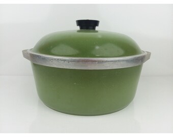 Vintage Club Aluminum Avocado Green 4 Quart Dutch Oven Pot