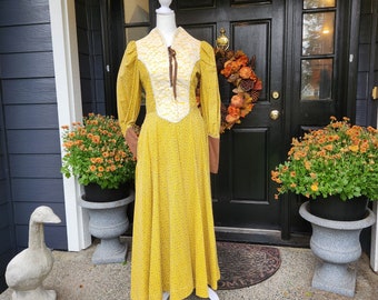 RARE! Vintage 70's Gunne Sax Style Yellow Calico Prairie Costume