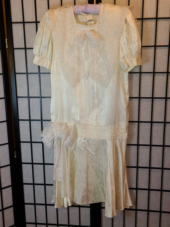 Vintage Gunne Sax Cream and White Lace Drop Waist Dress