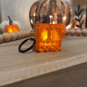 Porte-clés lumineux effrayant citrouille d'Halloween | Accessoires d'automne | Lanterne Jack O à DEL | Déguisement d'Halloween