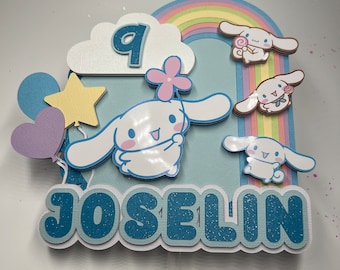 Topo de bolo de festa com rolinho de canela, tema Kawaii Bunny Melody