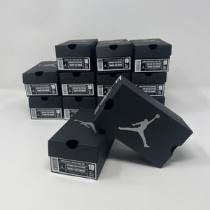 Sneaker Favor Boxes, Jordan Shoe Favor Boxes , Mini Box Favor Box , Personalized Favor Box, Nike Box, Senior Just Did It Gift box 2024,