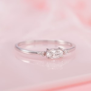 Silver women promise ring, Dainty minimalist oval cz engagement ring, Minimalist promise ring, Simple dainty engagement ring, Gift for her