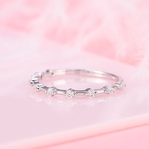 Small minimalist wedding band, 925 sterling silver delicate wedding band, Simple women wedding band, Anniversary ring, Tiny wedding band