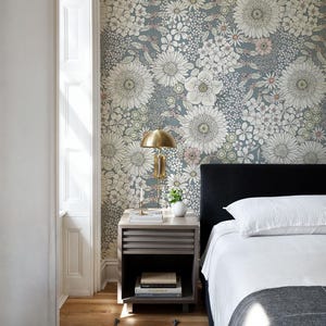 Spring Wildflowers Wallpaper, Peel and Stick, Cute Little Flowers Removable Mural, Dainty Florals Self Adhesive Wallpaper, Botanical Floral
