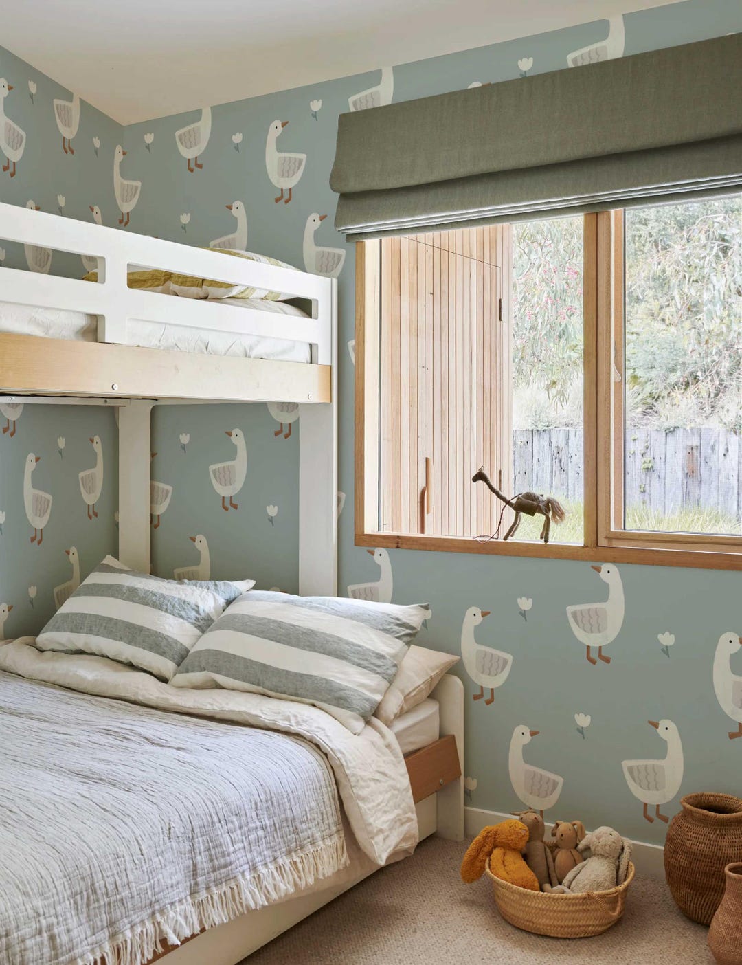 Cute Goose Wallpaper for Kids, Peel and Stick, Farmhouse Baby Room ...