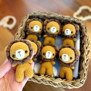 Lion king baby shower, lion keychain, lion carr mirror hanging, crochet lion, keychain for boyfriend, lion plush, lion king party