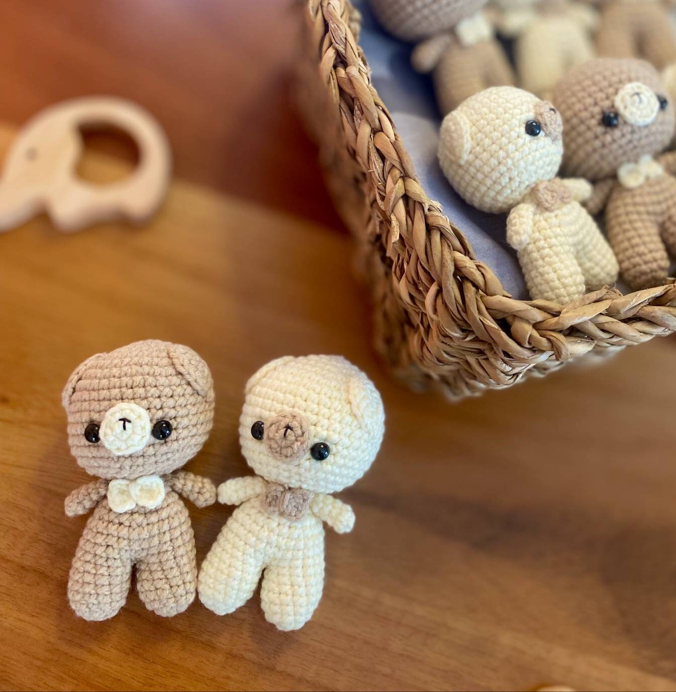 milk and mocha teddy bears