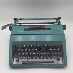 Typewriter Olivetti Studio 45 - Etsy