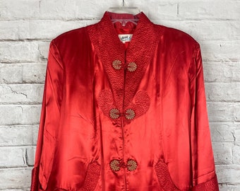 Vintage Red Mandarin Robe: Embroidered Frog Closure, Quilted Detail