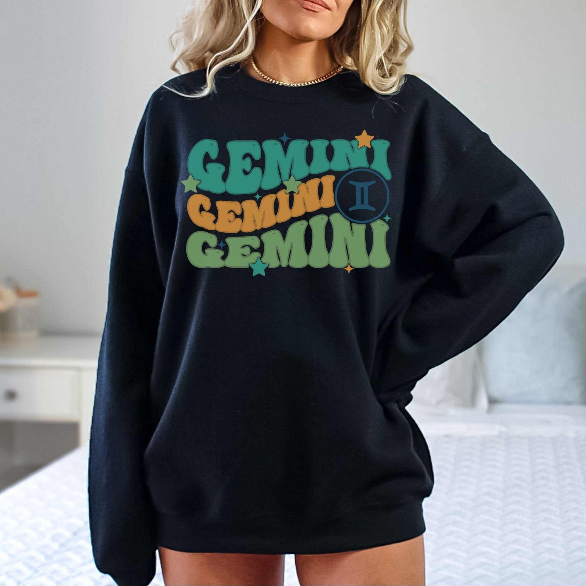Retro Design Gemini Shirt, Gemini Gift for Her Birthday Best Friend,  Celestial Shirt Woman, Gemini Astrology Shirt Gift