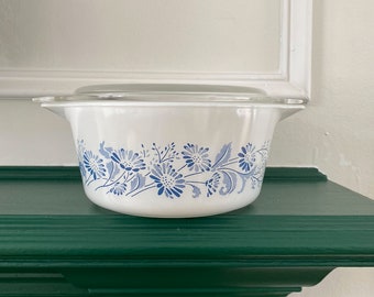 Vintage Pyrex Colonial Mist 474 Casserole Dish with Lid, PYREX, white Pyrex, blue Pyrex