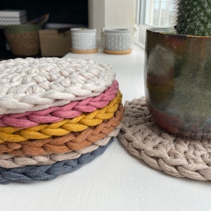 Plant pot coaster. Plant pot rug. Difuser coaster. Fabric coaster. Crochet coaster Placemat. Boho Home decor. Table protector. Trivet