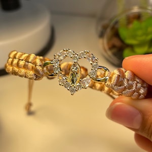 Virgen Mary bracelet/Virgencita pulsera Tan/Gold string
