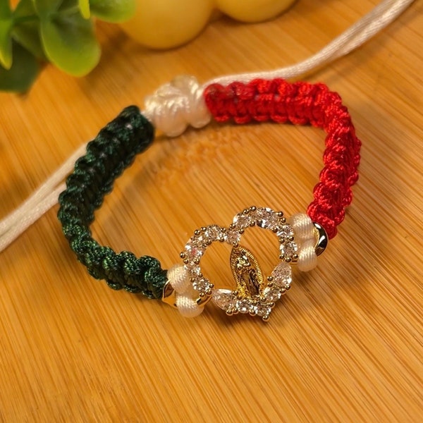 Virgen Mary bracelet/Virgencita pulsera Mexican flag colors heart charm