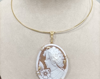 Collana con cammeo, girocollo con cammeo, collana rigida con cammeo, collana cameo, collana rigida, regalo per lei, collana da cerimonia