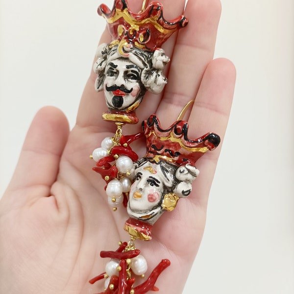 Orecchini siciliani, sicilian earrings, orecchini con testa di moro, orecchini in ceramica dipinta a mano, regalo per lei,orecchini corallo