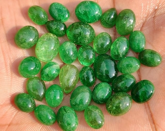 Lote de cabujones de granate verde tsavorita natural de calidad AAA, mezcla de piedras preciosas de tamaño en quilates. Lote de cabujones de granate verde tsavorita para la fabricación de joyas.