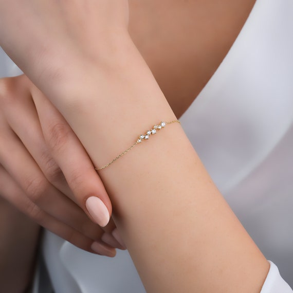 Priyaasi Minimal Solid Studded Gold-Plated Bracelet