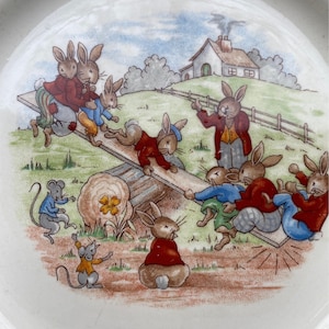 BUNNYKINS Royal Doulton Hand Painted Ceramic Plate. Made in England. Porcelain.
