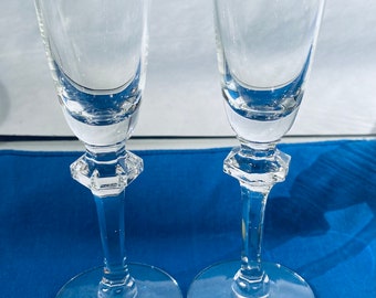 Aperitivo, Jerez, Copas Cordial, 5" de alto x 2" de ancho, juego de 2. Añada 1980.