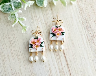 Handmade Clay Flower Earrings: Peachy Pink Bouquet with Pearls