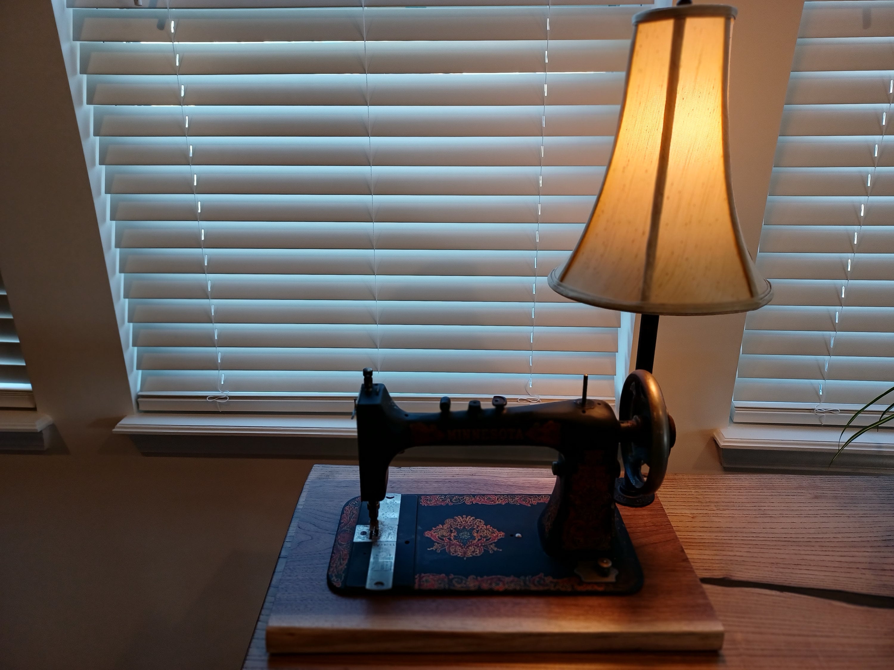 Homemade Vintage Sewing Machine Lamp Etsy