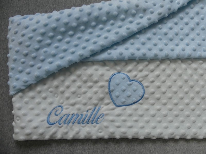 Couverture Bébé Personnalisée Broderie Coeur Prénom, Polaire Minky, Doublée en Applique, Bleu Clair,