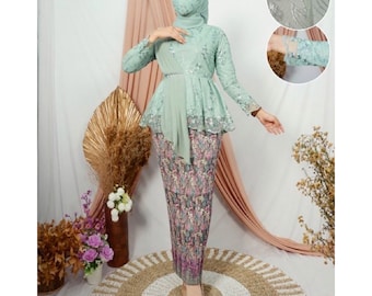 Graceful Elegance Modern Brocade Kebaya Ensemble Aira's Kebaya Set Rasaqi Kebaya, Kebaya Batik, Kebaya Dress, Kebaya, Kebaya Modern