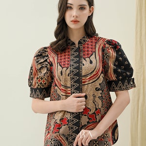 Chique batikblouse met korte mouwen Formele kantoorkleding in stretchkatoen Batik Nuansa Batik, damesblouse, batikblouse, designerblouse