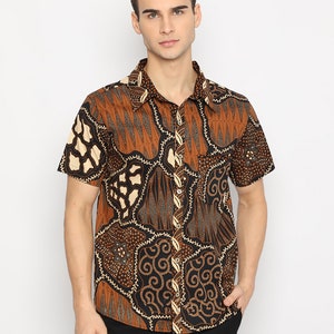 Bold Elegance Nuansa Batik Batik-shirt voor heren met korte mouwen, Batik voor heren, Batik-shirt voor heren, Batik-shirts voor heren, Batik-shirts