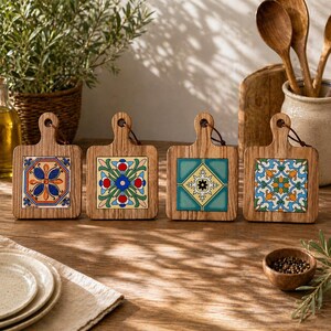 Salvamanteles de cerámica vintage / Agarradera de madera rústica y posavasos resistente al calor / Decoración de cocina mediterránea