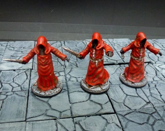 5x 28mm Cultist Miniatures / 32mm Cultists Miniatures UNPAINTED with posable arms - Fantasy, Sci-Fi, Historical, Pulp Tabletop games