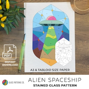 Alien Spaceship Stained Glass Pattern | UFO | DIGITAL Download | Beginner | PDF | A3 | Tabloid size | diy | Glass decor