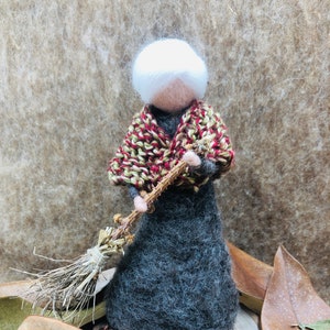 Forest grandmother, Handmade, Wool fairies, Waldorf decoration, Station table, Waldorf wool figure, elemental beings