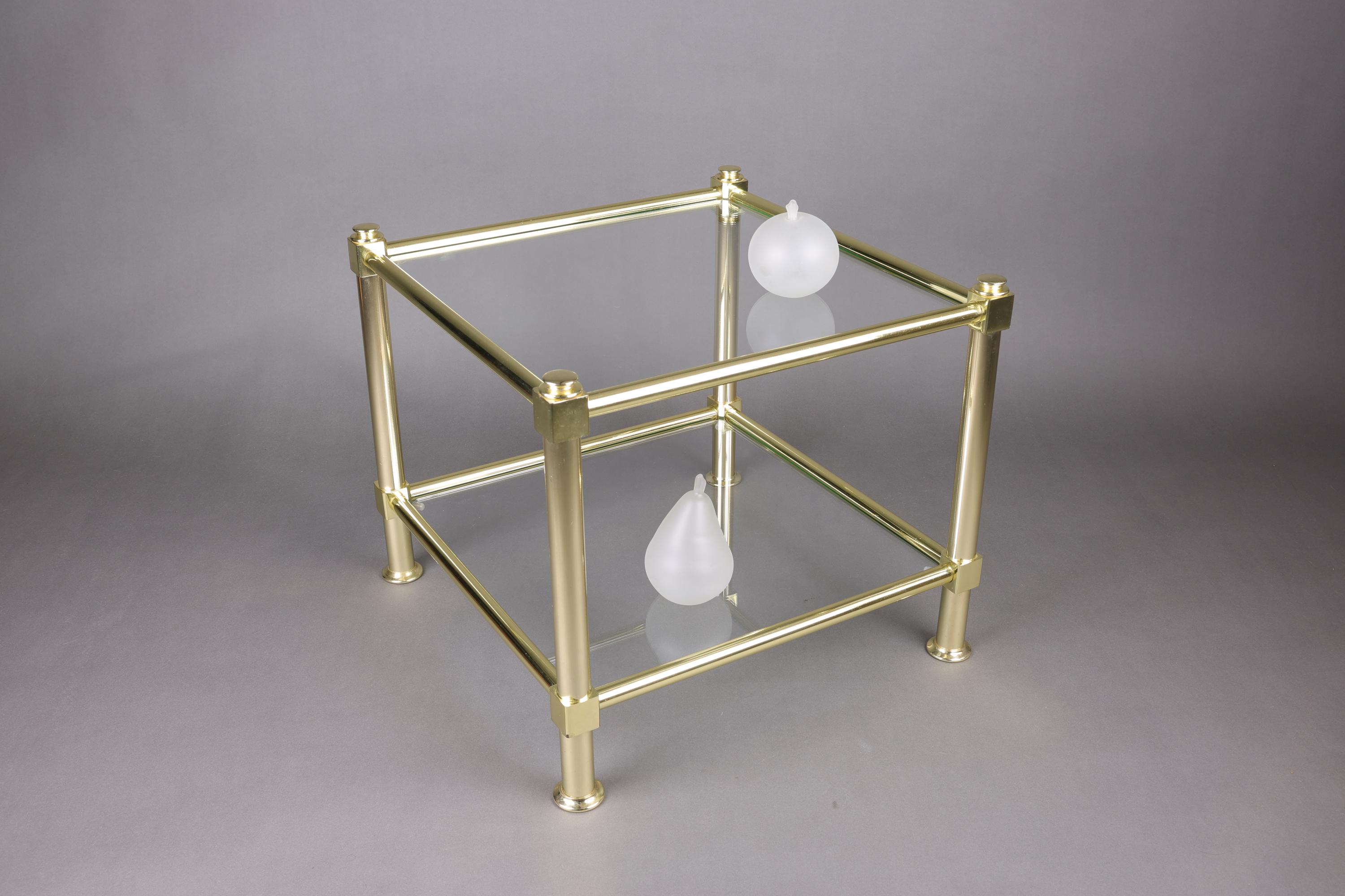 Vintage Gold Glas Beistelltisch | Eleganter Akzent-Tisch | 1980er Jahre Modern Glam Dekor