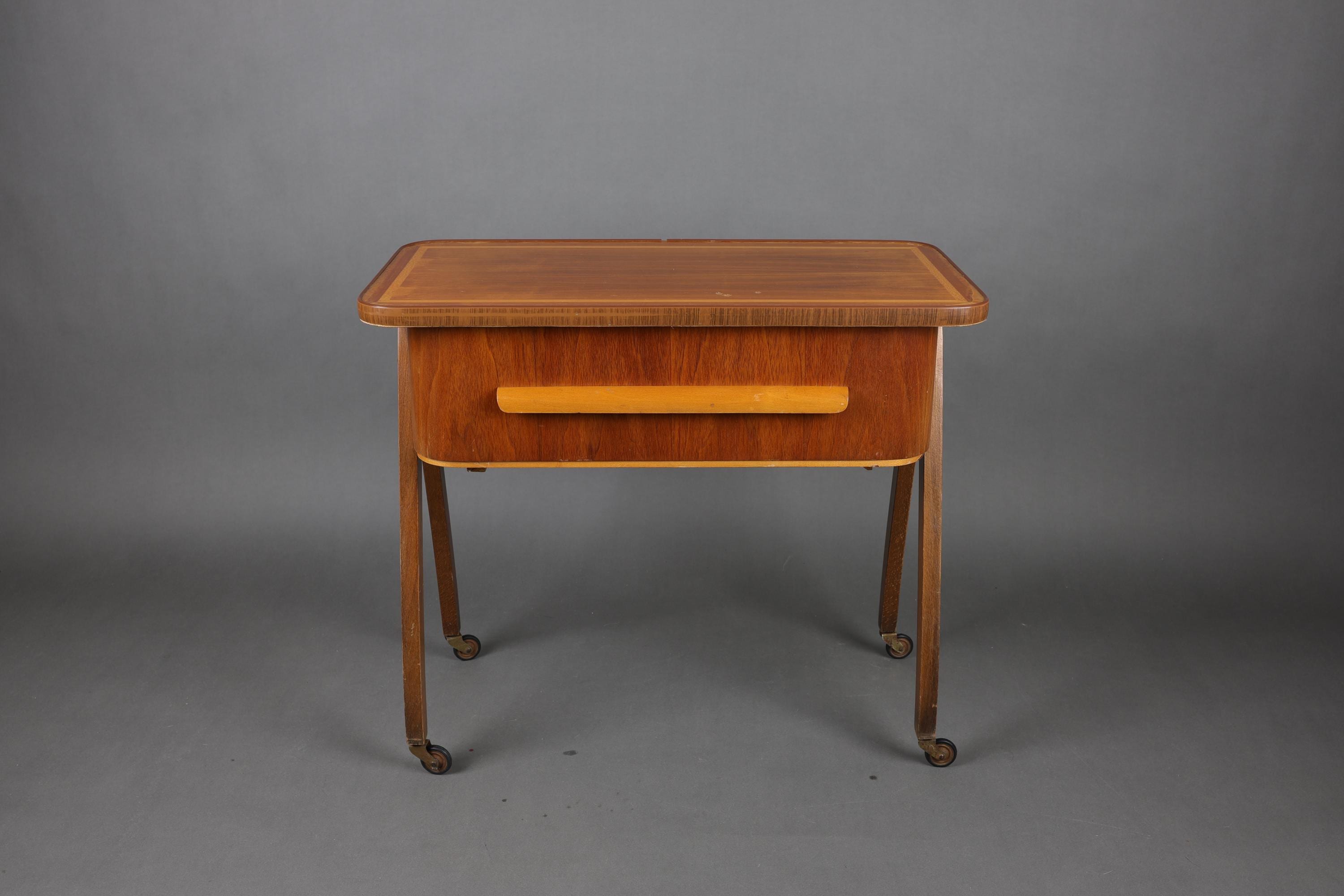 ミッドセンチュリーモダンソーイングボックス：ヴィンテージ木製収納