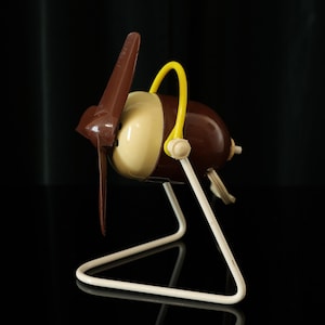 Vintage Propeller Desk Fan Retro Airplane Design Portable Cooling Device Unique Home Office Decor Functional Art Piece Collector's Item