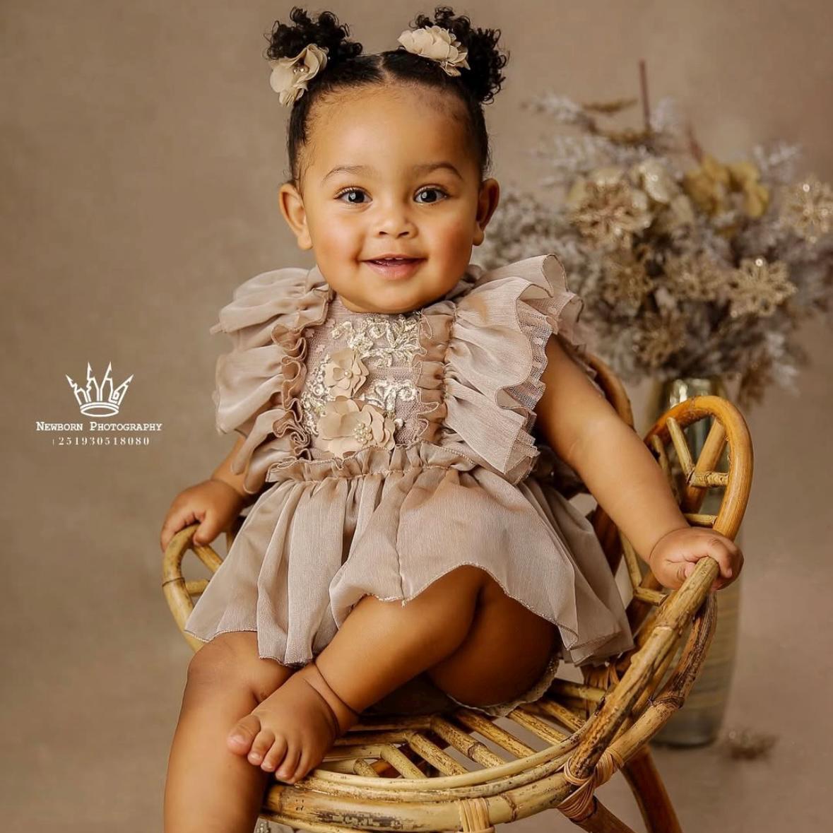 brown newborn dress Chocolate Sleeve and Neck Gathered  Cotton Girls Dress and hats SHEIN Vintaside Kids Newborn Baby