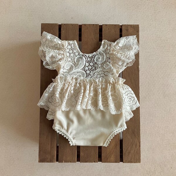 Newborn Outfit - Etsy