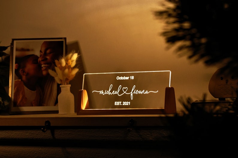 Custom Night Light for Couples - Anniversary Gifts - Romantic Gift for Couple - Names and Date - Valentines Gift Her - Wedding Gift Ideas - Christmas Gift for Her Him Girlfriend Boyfriend Wife