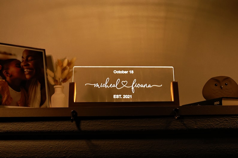 Custom Night Light for Couples - Anniversary Gifts - Romantic Gift for Couple - Names and Date - Valentines Gift Her - Wedding Gift Ideas - Christmas Gift for Her Him Girlfriend Boyfriend Wife