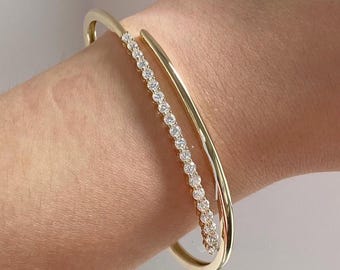 14 kt gouden diamanten bypass-armband, minimalistische architecturale manchet, in het laboratorium gekweekte diamanten