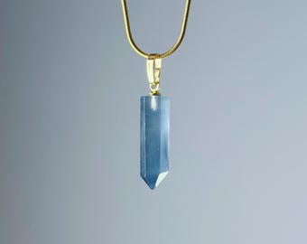 Quartzberry - Colar com pingente de cristal de quartzo rutilado azul escuro natural - Único