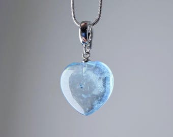 Quartzberry - Colar com Cristal de Água-marinha Azul Natural em Formato de Coração - Peça Única